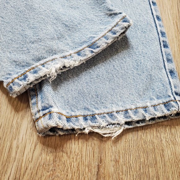 Vintage Levi's 921 Orange Tab Wm's 14 Med High Waist Nineties Distressed Jeans. - Picture 2 of 13